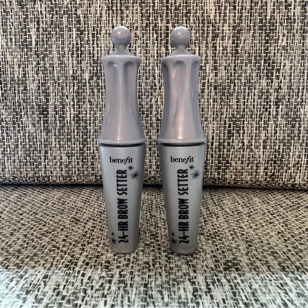 Benefit 24 hour brow setter duo